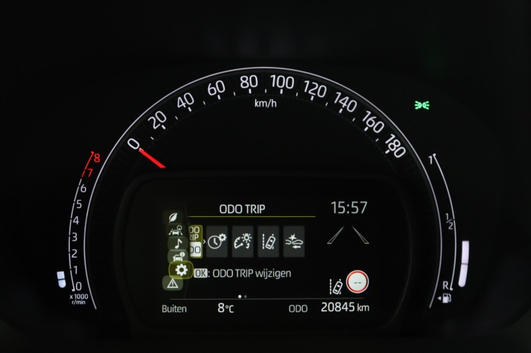 Toyota Aygo X - 1.0 VVT-i MT Undercover 47