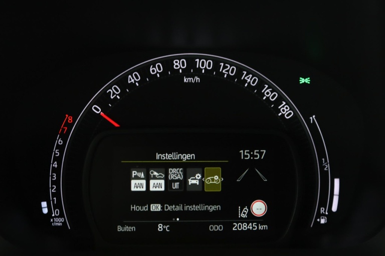 Toyota Aygo X - 1.0 VVT-i MT Undercover 48