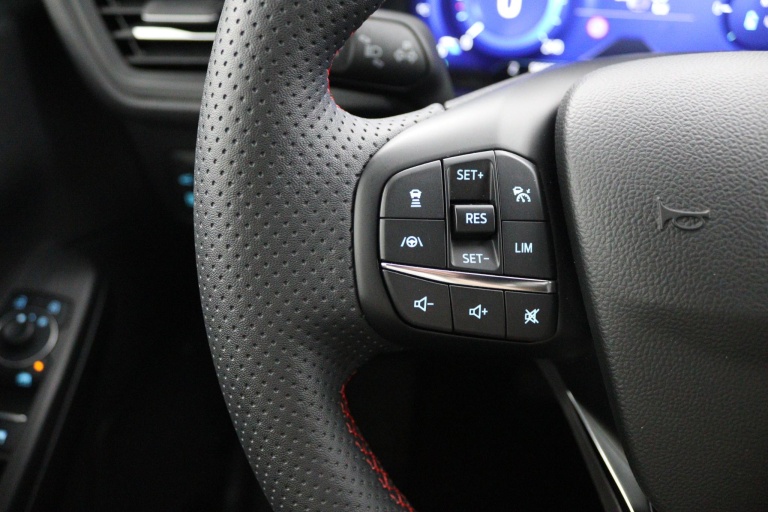 Ford Kuga - 2.5 PHEV ST-Line 16