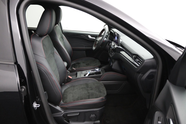 Ford Kuga - 2.5 PHEV ST-Line 18