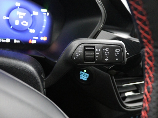 Ford Kuga - 2.5 PHEV ST-Line