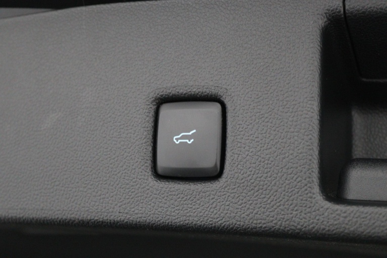 Ford Kuga - 2.5 PHEV ST-Line 34