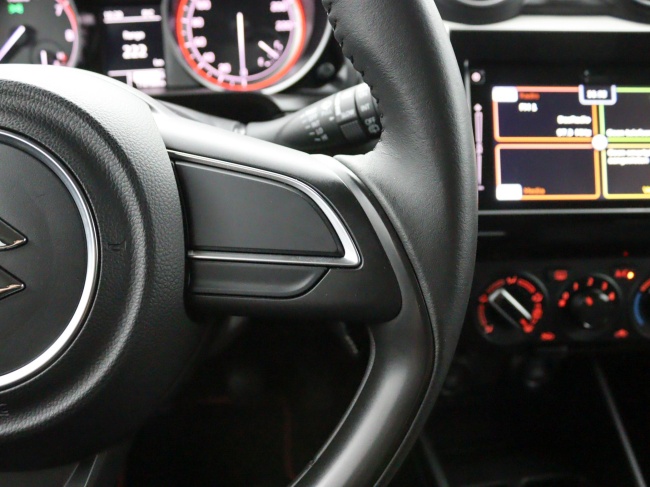 Suzuki Swift - 1.2 Select Smart Hybrid