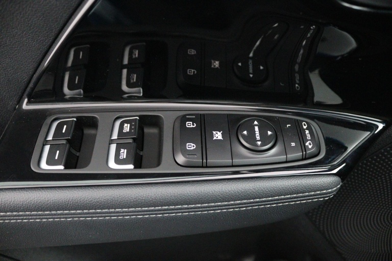 Kia Niro - 1.6 GDi Hybrid DynamicLine 28