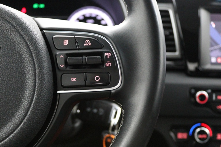 Kia Niro - 1.6 GDi Hybrid DynamicLine 32