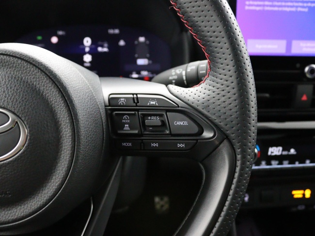 Toyota Yaris Cross - 1.5 Hybrid 130 GR SPORT