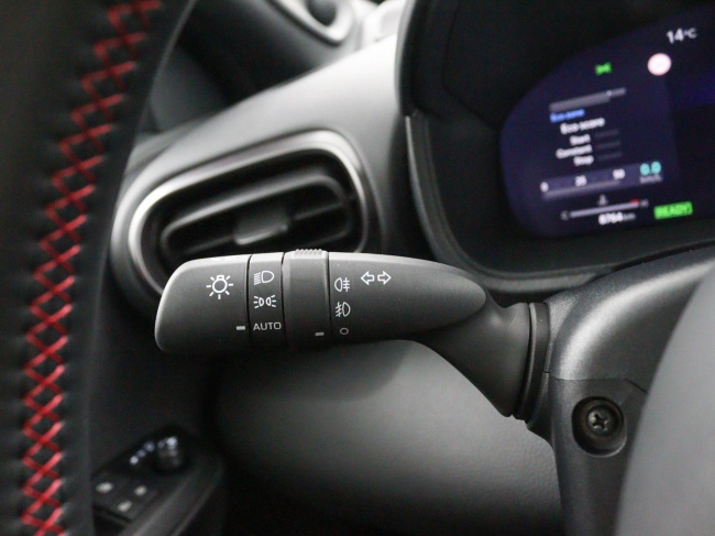 Toyota Yaris Cross - 1.5 Hybrid 130 GR SPORT