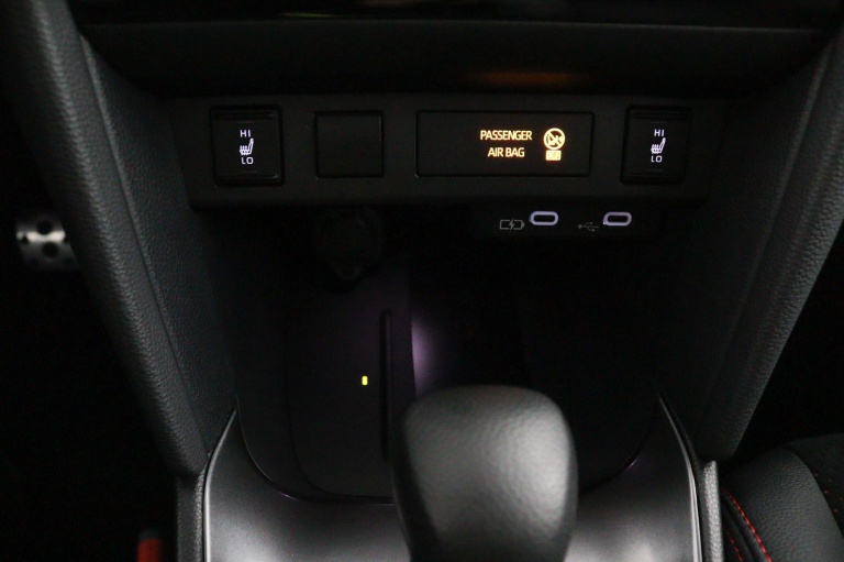 Toyota Yaris Cross - 1.5 Hybrid 130 GR SPORT 27