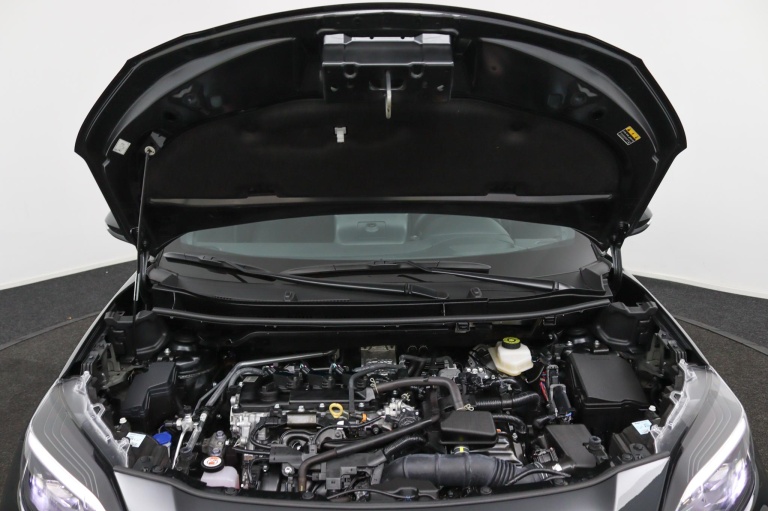 Toyota Yaris Cross - 1.5 Hybrid 130 GR SPORT 36