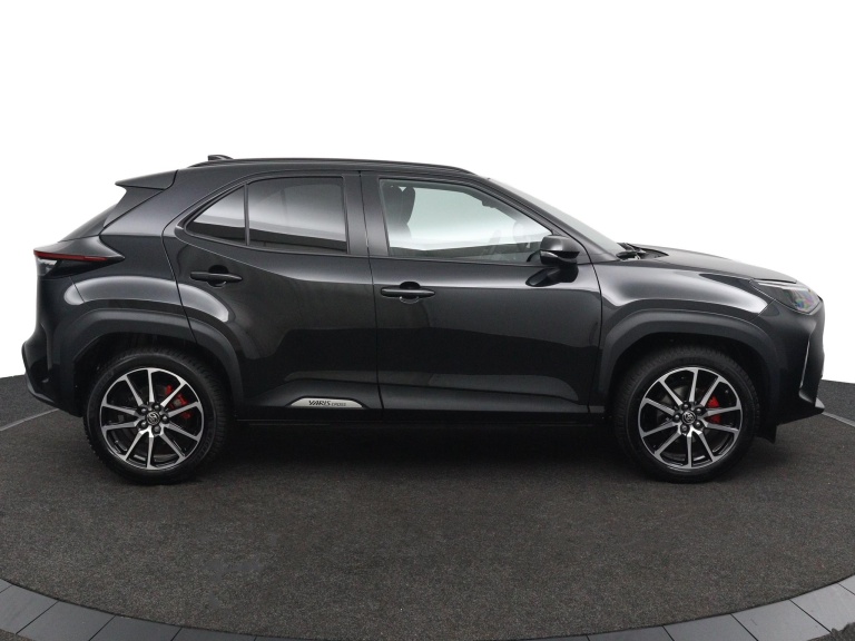 Toyota Yaris Cross - 1.5 Hybrid 130 GR SPORT 6