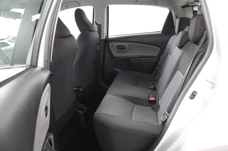 Toyota Yaris - 1.0 VVT-i Aspiration 17