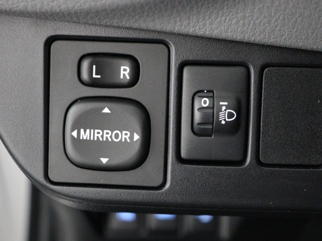 Toyota Yaris - 1.0 VVT-i Aspiration