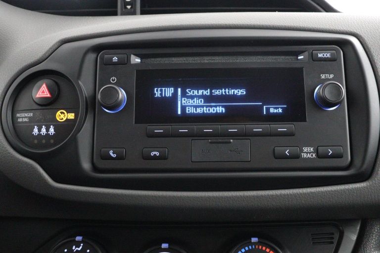 Toyota Yaris - 1.0 VVT-i Aspiration 44