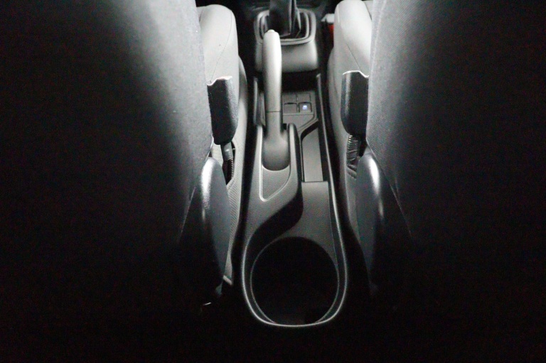 Toyota Yaris - 1.0 VVT-i Aspiration 49