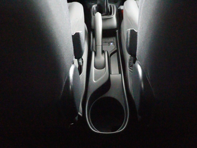 Toyota Yaris - 1.0 VVT-i Aspiration