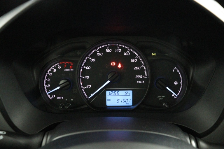 Toyota Yaris - 1.0 VVT-i Aspiration 6