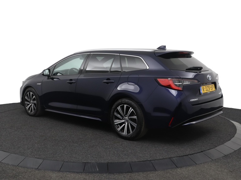 Toyota Corolla Touring Sports - 1.8 Hybrid Dynamic 12