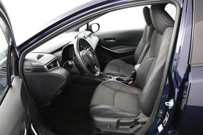 Toyota Corolla Touring Sports - 1.8 Hybrid Dynamic 17