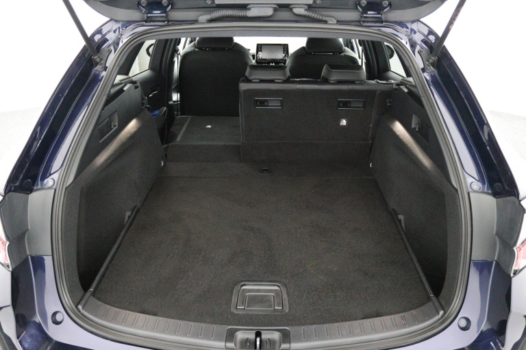 Toyota Corolla Touring Sports - 1.8 Hybrid Dynamic 24