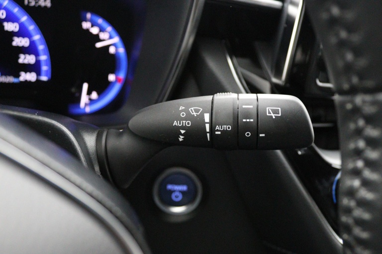 Toyota Corolla Touring Sports - 1.8 Hybrid Dynamic 31