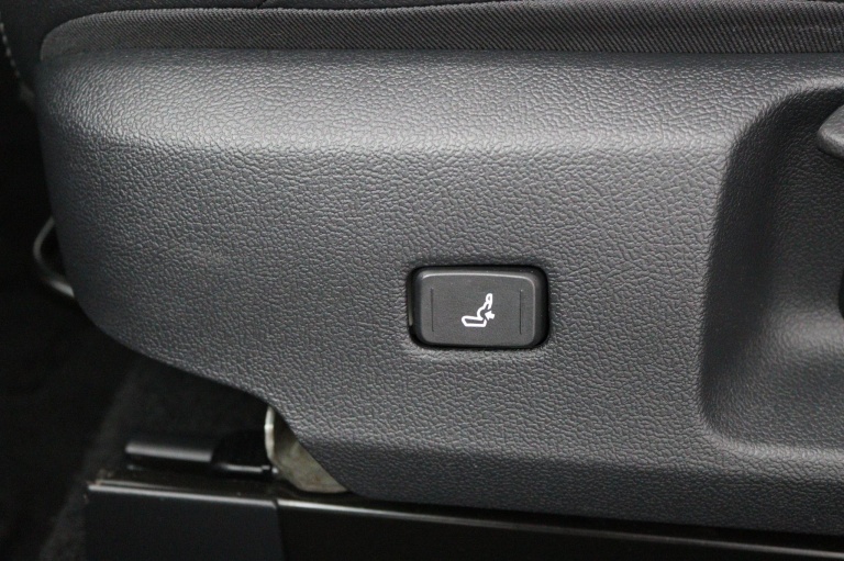 Toyota Corolla Touring Sports - 1.8 Hybrid Dynamic 37