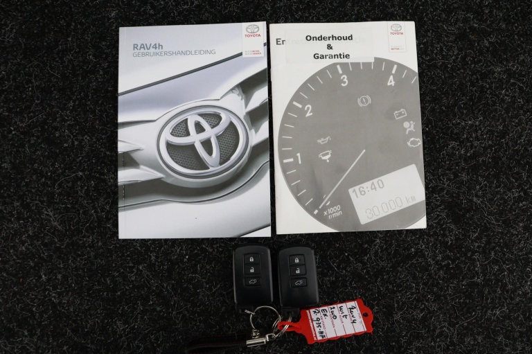 Toyota RAV4 - 2.5 Hybrid Executive 11