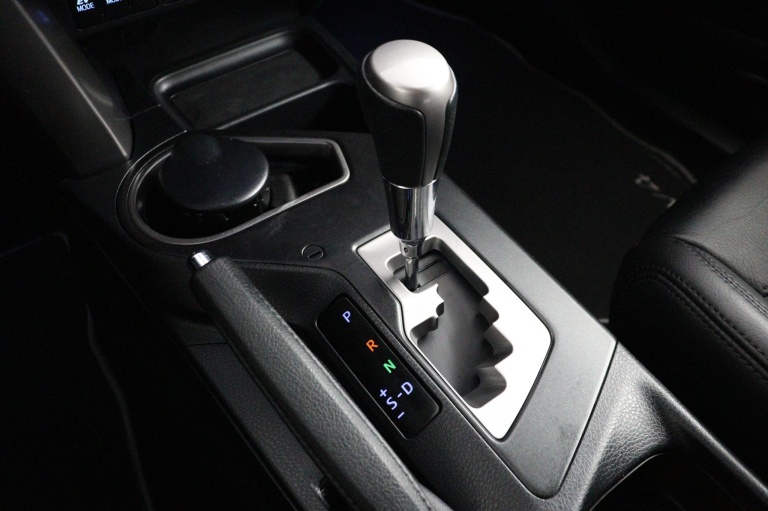 Toyota RAV4 - 2.5 Hybrid Executive 26