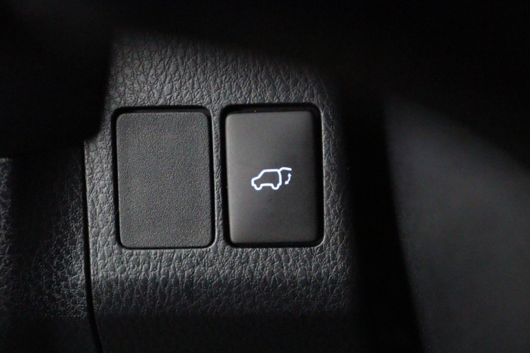 Toyota RAV4 - 2.5 Hybrid Executive 31