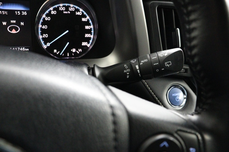 Toyota RAV4 - 2.5 Hybrid Executive 33