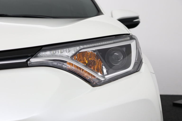 Toyota RAV4 - 2.5 Hybrid Executive 37