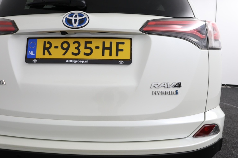 Toyota RAV4 - 2.5 Hybrid Executive 45