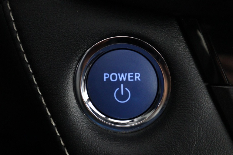 Toyota RAV4 - 2.5 Hybrid Executive 64