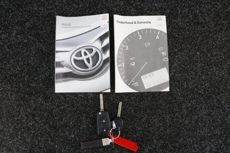 Toyota Aygo - 1.0 VVT-i x-play 11