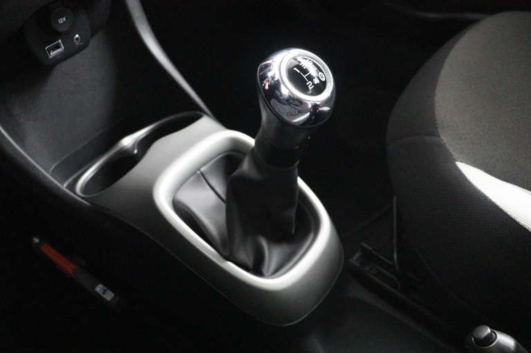 Toyota Aygo - 1.0 VVT-i x-play 26