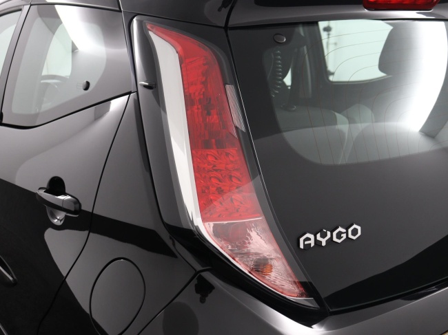 Toyota Aygo - 1.0 VVT-i x-play