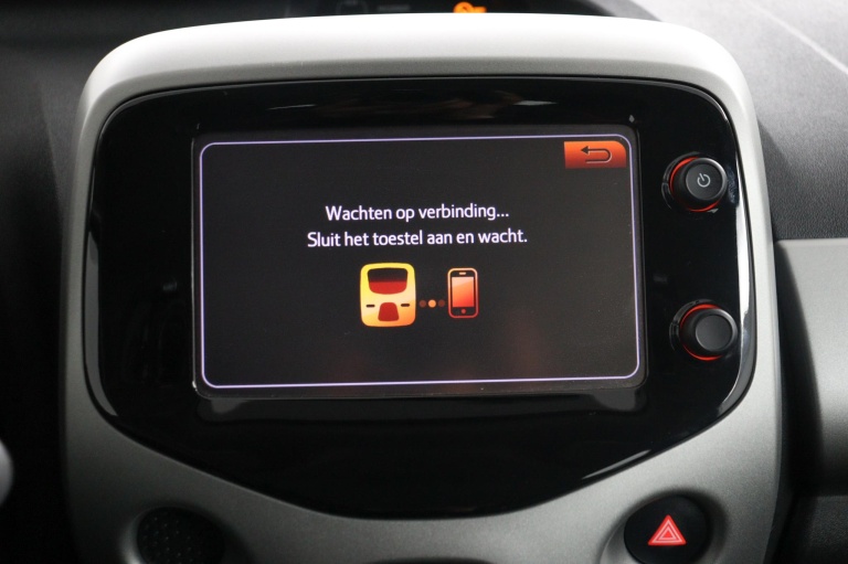 Toyota Aygo - 1.0 VVT-i x-play 48