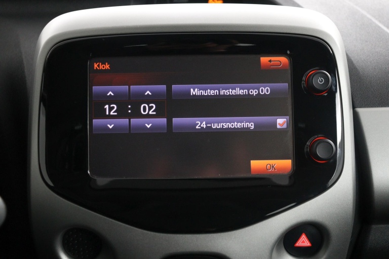 Toyota Aygo - 1.0 VVT-i x-play 49