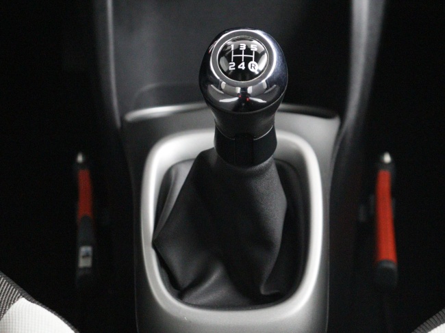 Toyota Aygo - 1.0 VVT-i x-play