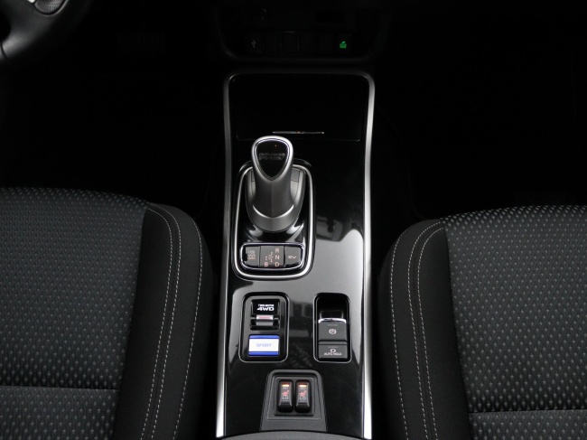 Mitsubishi Outlander - 2.4 PHEV Pure