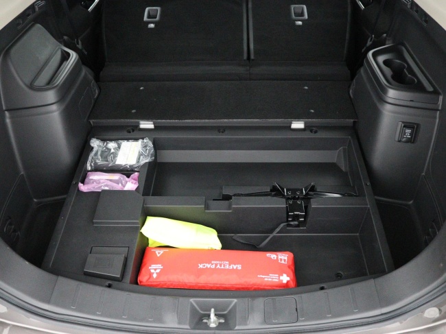 Mitsubishi Outlander - 2.4 PHEV Pure