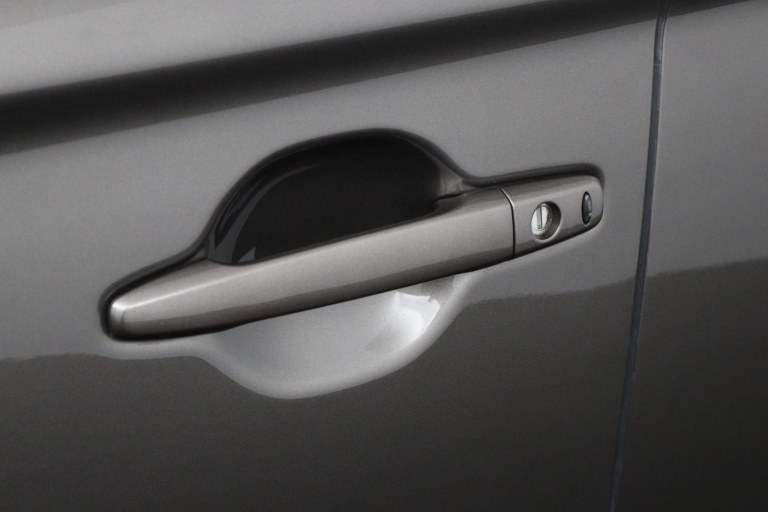 Mitsubishi Outlander - 2.4 PHEV Pure 33