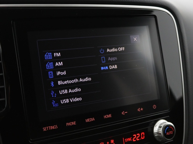 Mitsubishi Outlander - 2.4 PHEV Pure