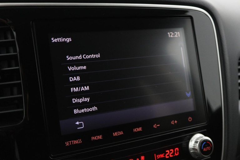 Mitsubishi Outlander - 2.4 PHEV Pure 40