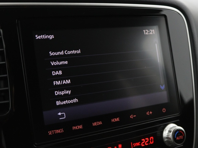 Mitsubishi Outlander - 2.4 PHEV Pure