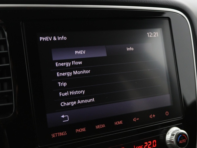 Mitsubishi Outlander - 2.4 PHEV Pure