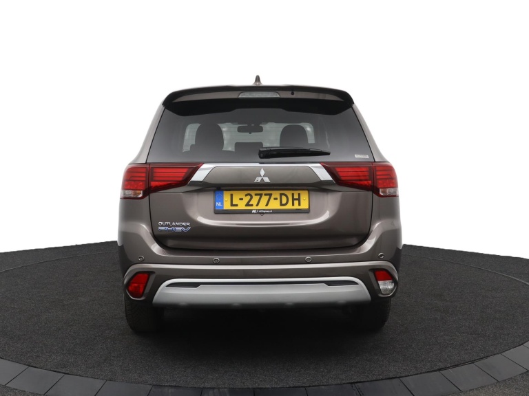 Mitsubishi Outlander - 2.4 PHEV Pure 42