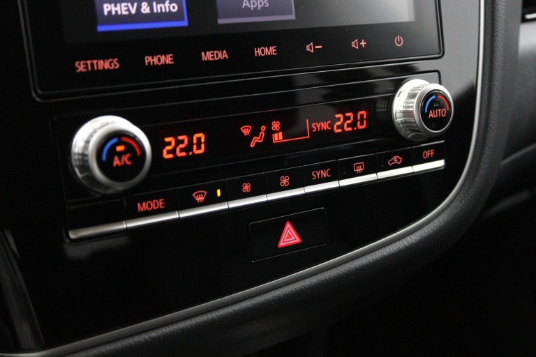 Mitsubishi Outlander - 2.4 PHEV Pure 6