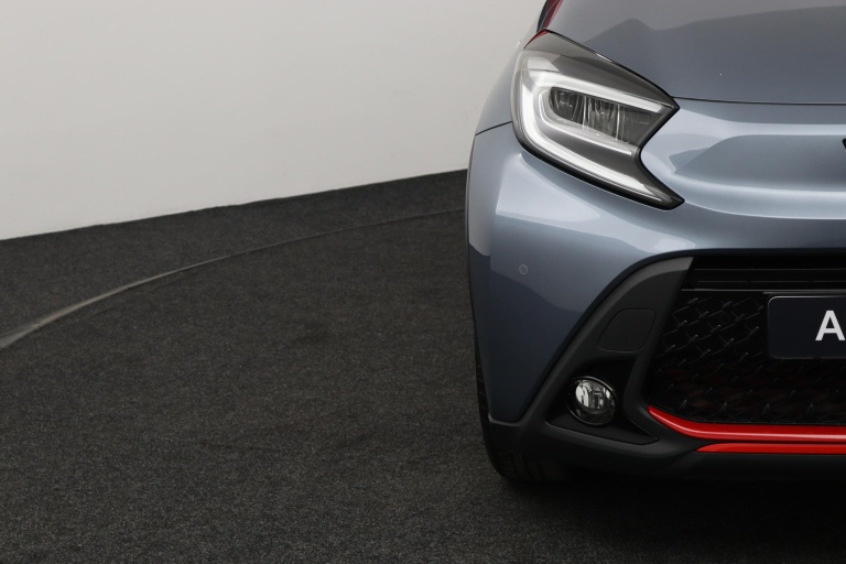 Toyota Aygo X - 1.0 VVT-i S-CVT automaat 35