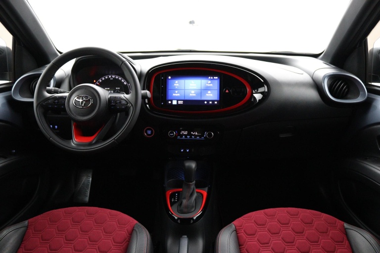 Toyota Aygo X - 1.0 VVT-i S-CVT automaat 4