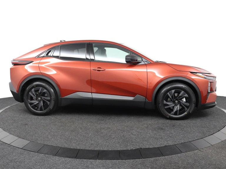 Toyota C-HR+ - First Edition 77 kWh 12